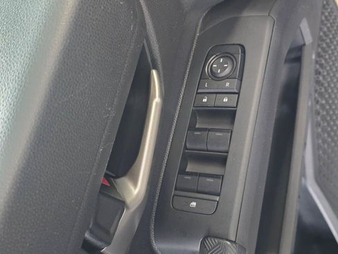 Used 2024 Toyota Tacoma TRD Off-Road AWD/4WD image 19