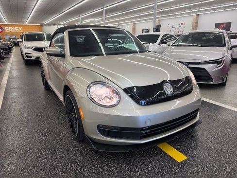 Used 2015 Volkswagen Beetle 1.8T FWD image 3