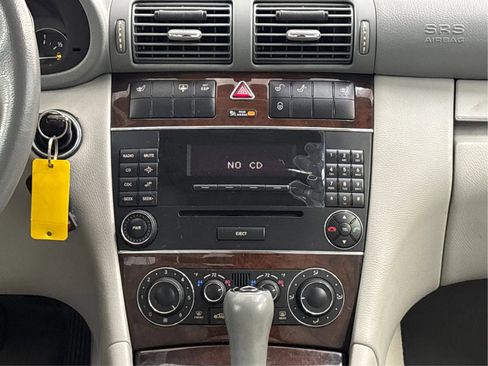 Used 2006 Mercedes-Benz C 280 4MATIC Sedan image 19