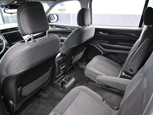 Used 2021 Jeep Grand Cherokee L Laredo w/ Luxury Tech Group I image 36