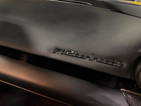 Used 2015 Ferrari F12 Berlinetta image 25