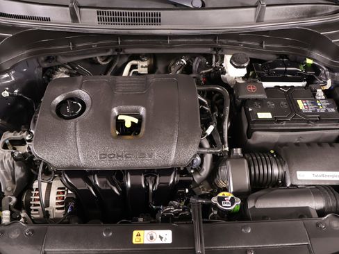 Used 2023 Kia Soul LX w/ LX Technology Package FWD image 18