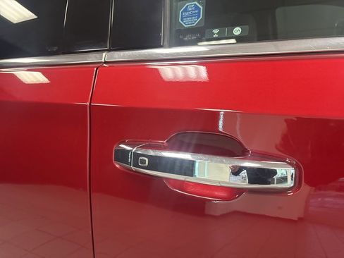 Used 2020 GMC Sierra 1500 SLT image 12