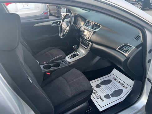 Used 2015 Nissan Sentra SV w/ Navigation Package image 10