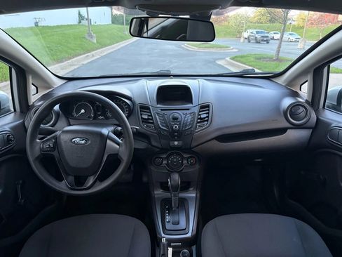 Used 2015 Ford Fiesta S image 25
