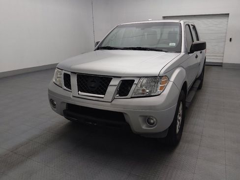 Used 2015 Nissan Frontier SV w/ SV Value Truck Package RWD image 15
