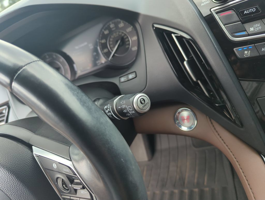 Used 2021 Acura RDX w/ Advance Package FWD image 24