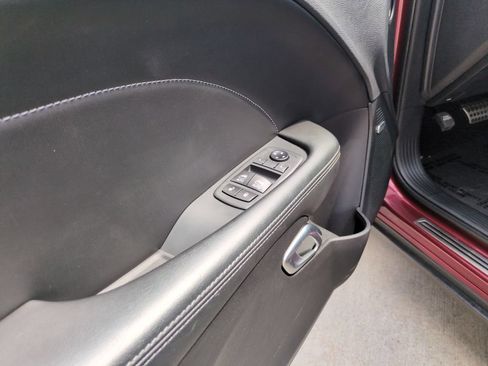 Used 2019 Dodge Challenger R/T Scat Pack RWD image 11