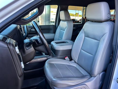 Used 2020 GMC Sierra 1500 SLT w/ SLT Premium Package image 24