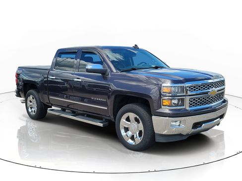 Used 2015 Chevrolet Silverado 1500 LTZ w/ LTZ Plus Package AWD/4WD image 2
