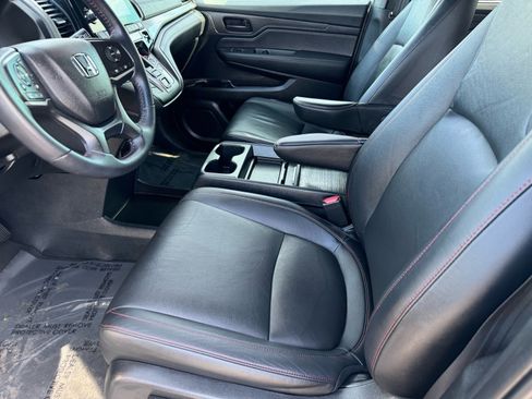Used 2023 Honda Odyssey Sport image 18