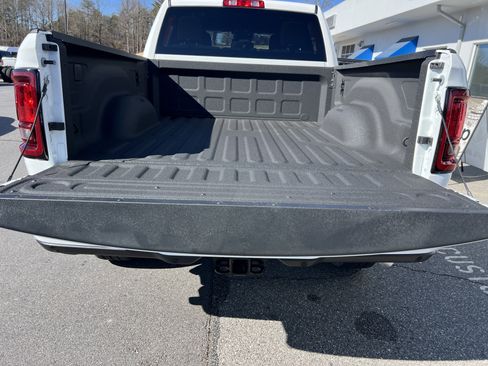 Used 2025 RAM 2500 Big Horn image 10