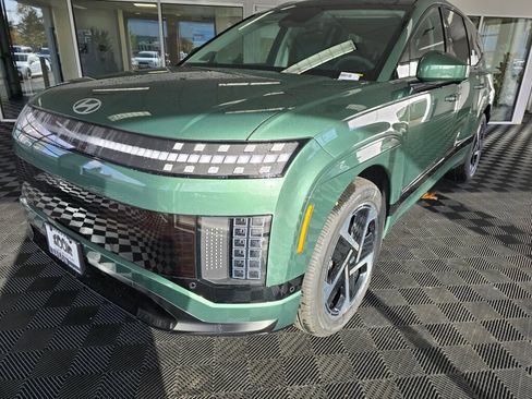 New 2026 Hyundai Ioniq 9 Calligraphy image 10