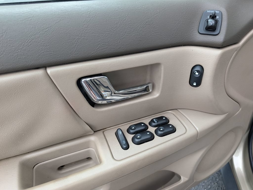 Used 2001 Ford Taurus SES FWD image 11