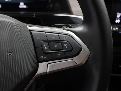 Used 2024 Volkswagen Atlas SEL Premium R-Line AWD/4WD image 31