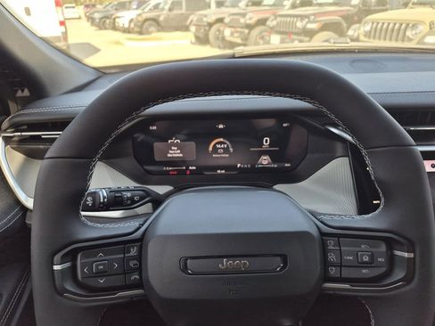 New 2026 Jeep Cherokee Laredo image 19