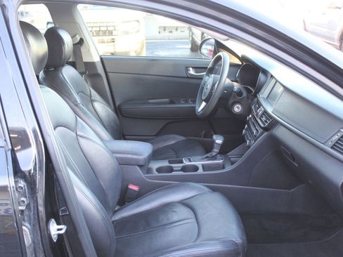 Used 2018 Kia Optima LX image 10