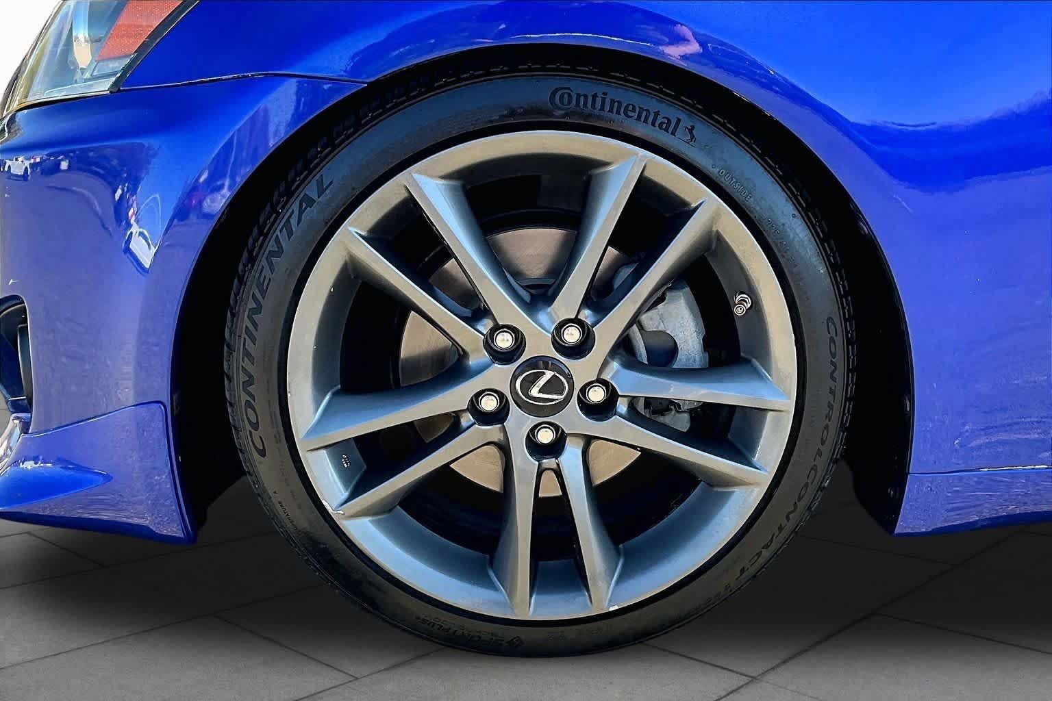 Used 2013 Lexus IS 250 w/ F-Sport Pkg w/Summer Tires RWD image 10