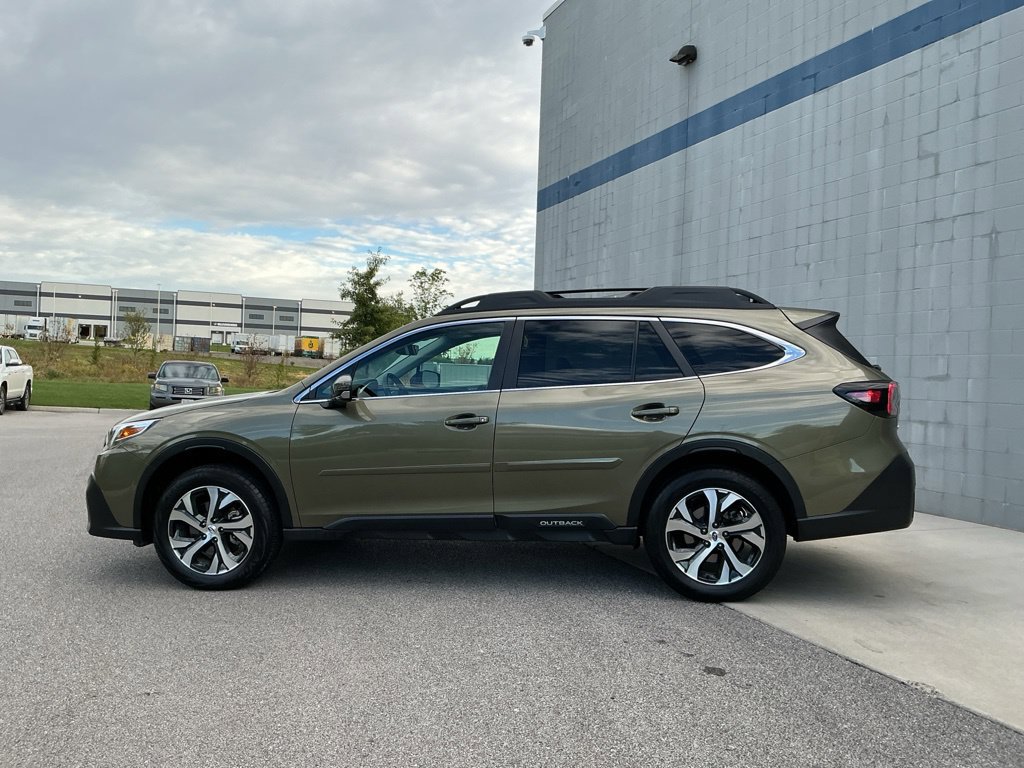 Certified 2022 Subaru Outback Limited AWD/4WD image 8