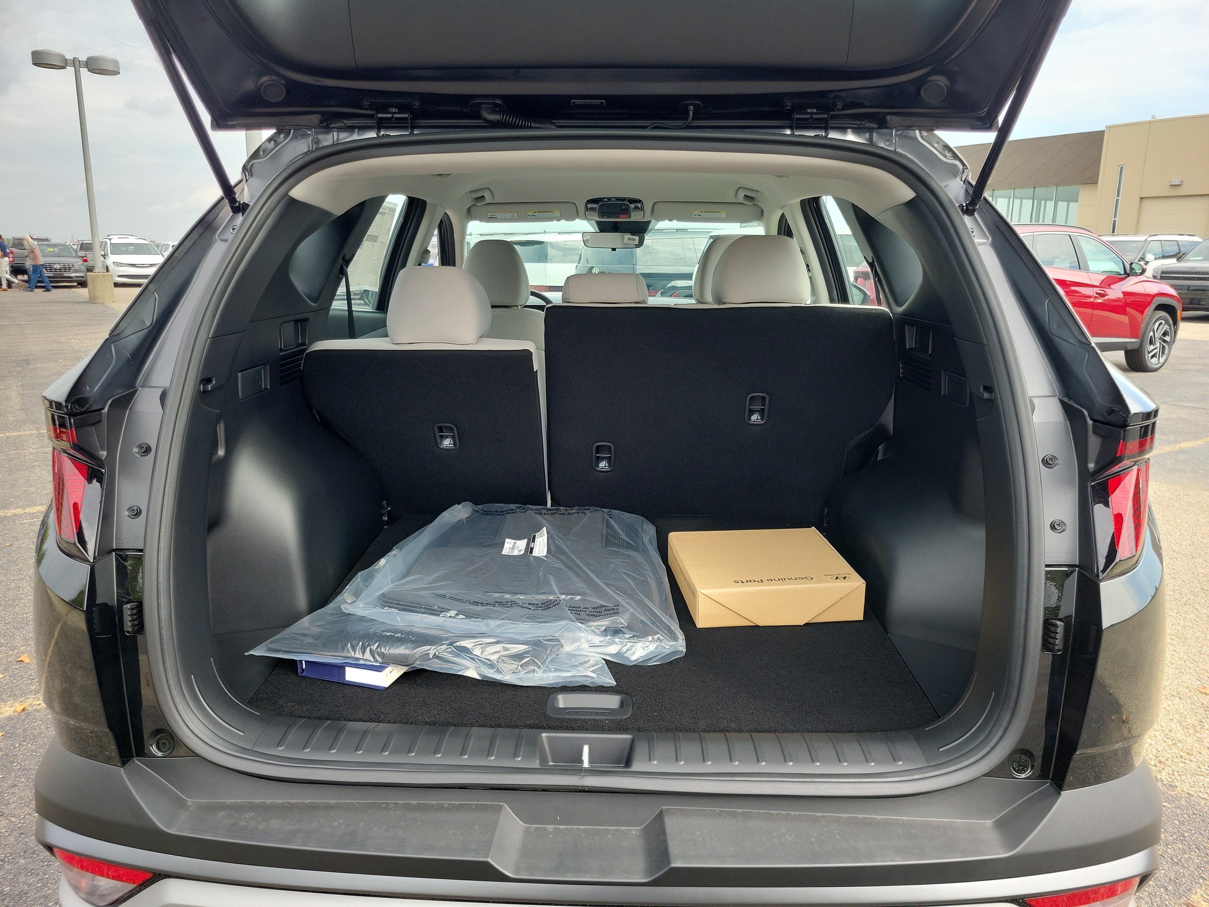 New 2026 Hyundai Tucson SE AWD/4WD image 8