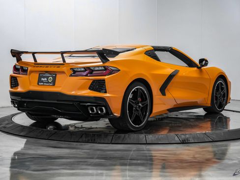 Used 2023 Chevrolet Corvette Stingray Coupe w/ 1LT RWD image 23