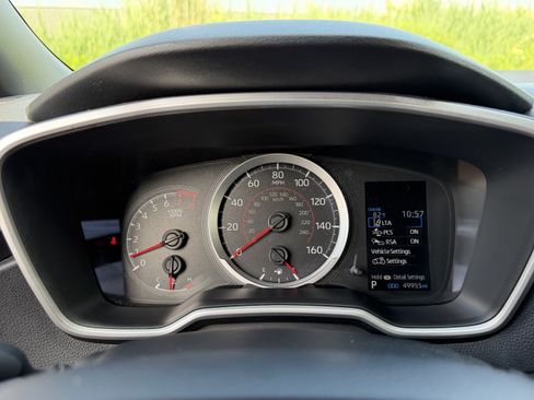 Used 2022 Toyota Corolla SE FWD image 32