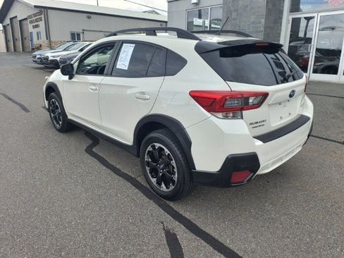 Certified 2023 Subaru Crosstrek 2.0i AWD/4WD image 2