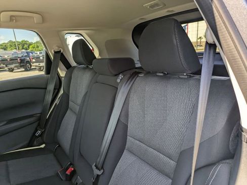 Used 2025 Nissan Rogue SV FWD image 27
