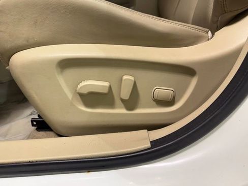 Used 2014 Nissan Rogue SL image 14