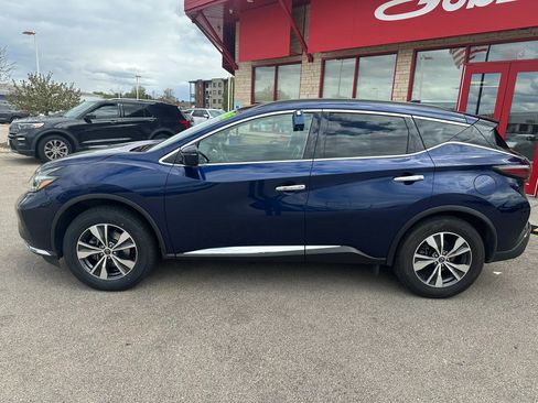 Used 2023 Nissan Murano SV FWD image 9