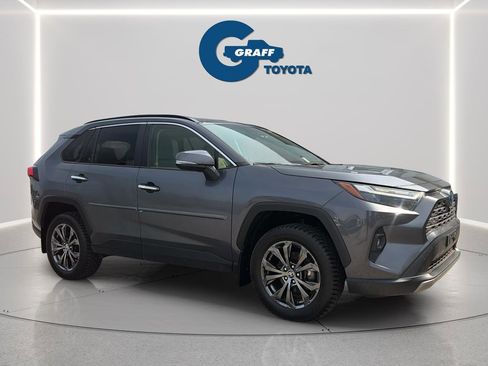 Used 2022 Toyota RAV4 Limited image 10