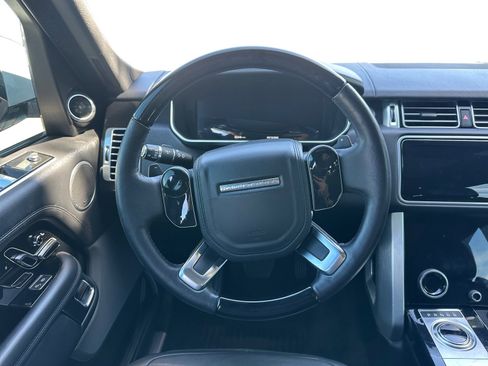 Used 2019 Land Rover Range Rover image 12