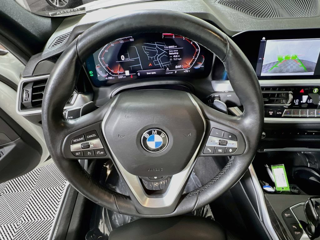 Used 2019 BMW 330i xDrive Sedan w/ Premium Package AWD/4WD image 10