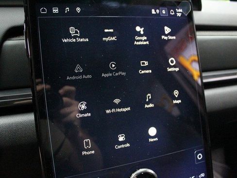 New 2026 GMC Terrain AT4 w/ LPO, Floor Liner Package image 26