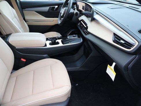 New 2026 Buick Enclave Preferred image 9