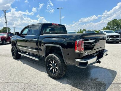 Used 2017 GMC Sierra 1500 SLT w/ SLT Premium Package