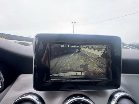 Used 2015 Mercedes-Benz GLA 250 image 16