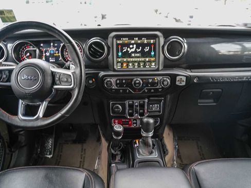 Used 2022 Jeep Wrangler Unlimited Rubicon w/ Xtreme Recon 35" Tire Package image 12