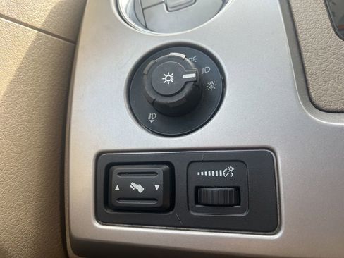 Used 2010 Ford F150 Lariat image 20