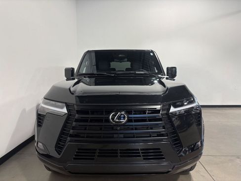 Used 2026 Lexus GX 550 w/ Accessory Package (2T) AWD/4WD image 8