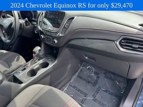 Used 2024 Chevrolet Equinox RS FWD image 8