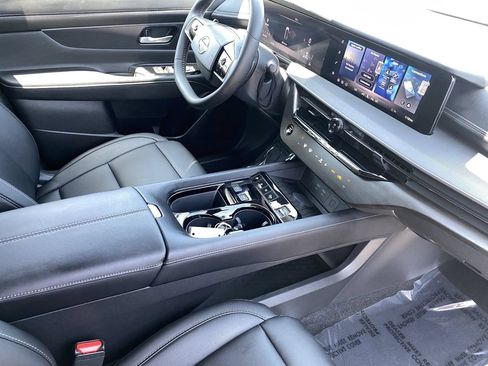 Certified 2026 Nissan Murano SV AWD/4WD image 9