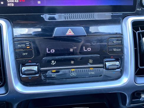 Used 2023 Kia Sorento EX w/ Panoramic Sunroof Package image 33