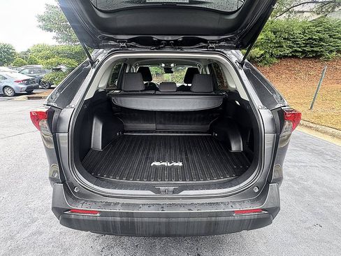 Certified 2022 Toyota RAV4 LE AWD/4WD image 20