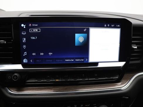 Used 2024 Chevrolet Silverado 1500 LT image 25