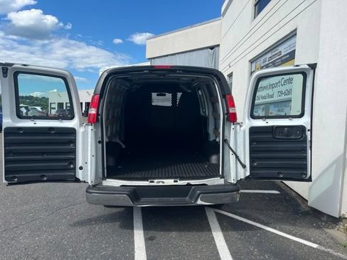 Used 2025 Chevrolet Express 2500 w/ Driver Convenience Package RWD image 20