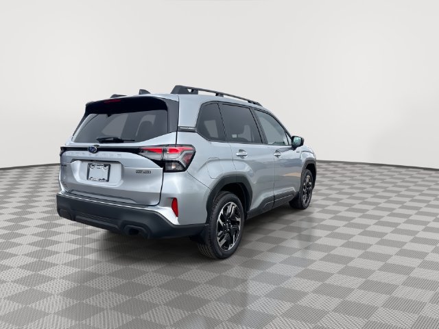 Used 2026 Subaru Forester Premium AWD/4WD image 11