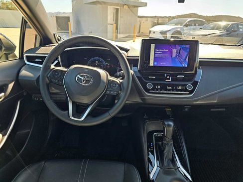 Used 2025 Toyota Corolla XSE FWD image 18