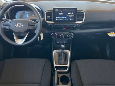 New 2026 Hyundai Venue SE FWD image 12