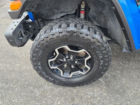 Used 2021 Jeep Gladiator Rubicon image 32